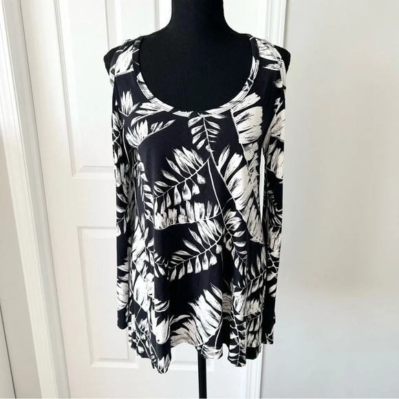 Karen Kane Leaves Pattern Cold Shoulder Bell Sleeve Top - Picture 1 of 15